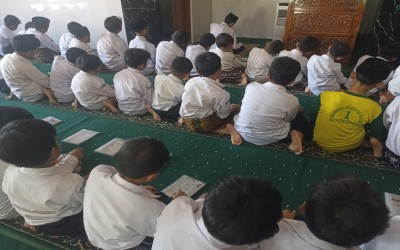 MIN 1 Gunungkidul Giatkan Pembiasaan Sholat Dzuhur Berjamaah